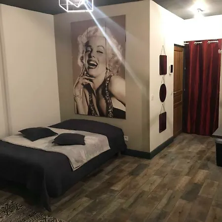 La Palm D'or 아파트 *